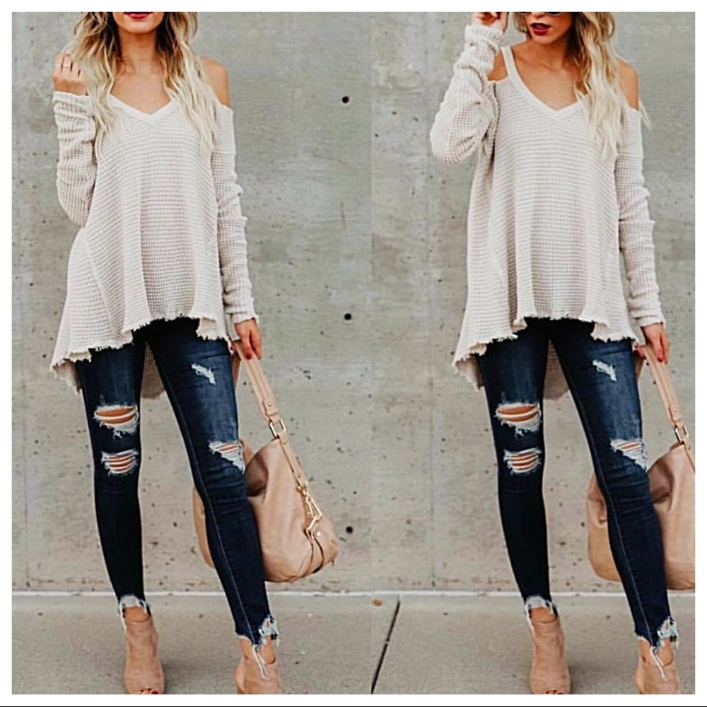 Last one! Heavy knit fringe sweater - Picture 3 of 7